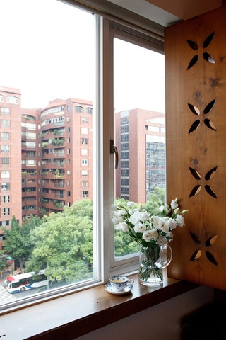 73平美式温馨住宅欣赏窗台
