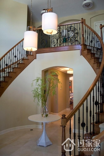现代别墅设计装饰欣赏楼梯设计