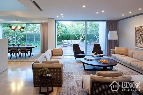 白色现代舒适别墅欣赏客厅设计