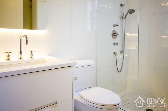 现代设计住宅效果淋浴间设计