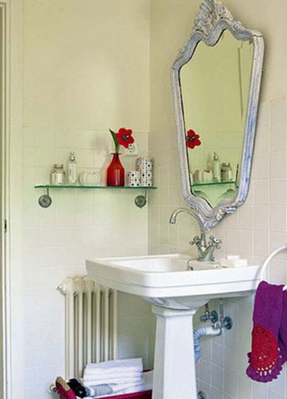 色彩艳丽简约住宅欣赏洗手间