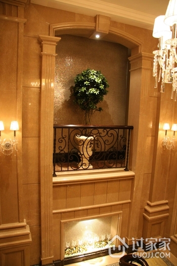 欧式风格别墅设计楼梯壁炉设计