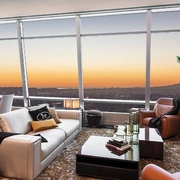 超大空间顶层现代住宅欣赏客厅效果